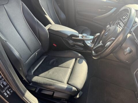 BMW 3 Series 3.0 330d M Sport Auto xDrive Euro 6 (s/s) 4dr 22