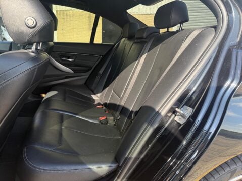 BMW 3 Series 3.0 330d M Sport Auto xDrive Euro 6 (s/s) 4dr 25