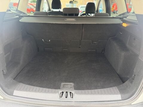 Ford Kuga 1.5 TDCi Zetec Euro 6 (s/s) 5dr 26