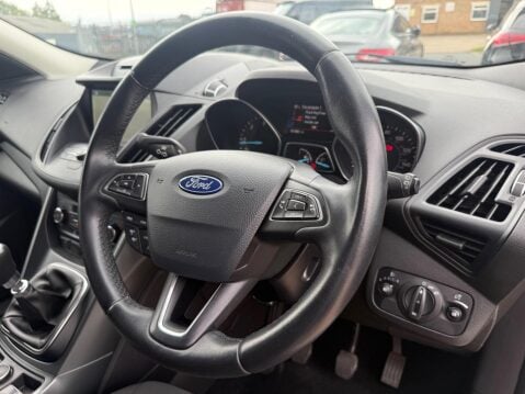 Ford Kuga 1.5 TDCi Zetec Euro 6 (s/s) 5dr 27