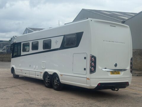 Niesmann and Bischoff Arto 6