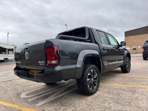Volkswagen Amarok 3.0 TDI V6 Dark Label Auto 4Motion Euro 6 (s/s) 4dr 12