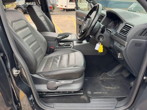 Volkswagen Amarok 3.0 TDI V6 Dark Label Auto 4Motion Euro 6 (s/s) 4dr 14
