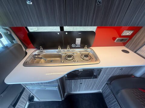 Volkswagen Transporter 2.0 TDI T28 Highline FWD SWB Euro 6 (s/s) 5dr 17