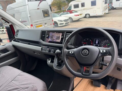 Volkswagen Crafter 2.0 TDI CR35 Trendline FWD LWB High Roof Euro 6 (s/s) 5dr 11