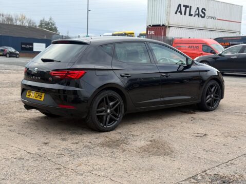 SEAT Leon 1.5 TSI EVO FR Black Edition DSG Euro 6 (s/s) 5dr 17