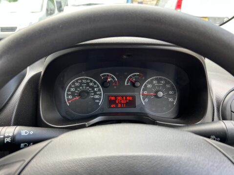 Peugeot Bipper 1.3 HDi Professional FWD L1 H1 3dr 39