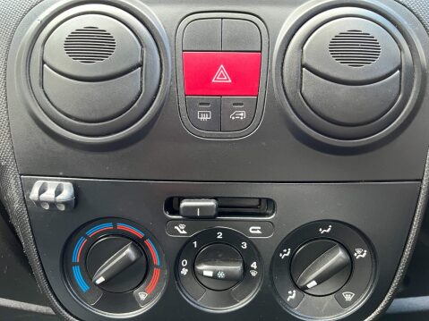 Peugeot Bipper 1.3 HDi Professional FWD L1 H1 3dr 42