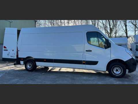 Renault Master 2.3 dCi ENERGY 35 Business FWD LWB Medium Roof Euro 5 (s/s) 5dr 10