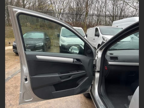 Vauxhall Astra 1.7 CDTi 16v Sportive Panel Van FWD L1 H1 3dr 30