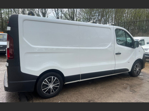 Vauxhall Vivaro 1.6 CDTi 2900 ecoFLEX L2 Euro 5 (s/s) 5dr 8