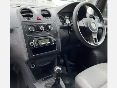 Volkswagen Caddy 1.6 TDI C20 BlueMotion Tech Startline LWB Euro 5 (s/s) 6dr 40