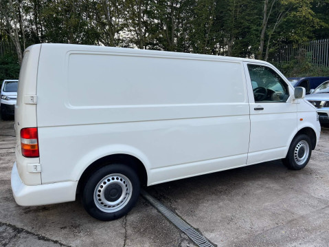 Volkswagen Transporter 2.5 TDI PD T30 L3 H1 4dr 10