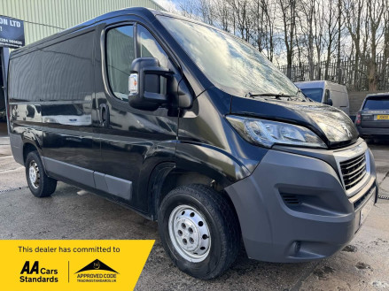 Peugeot Boxer 2.0 BlueHDi 333 Professional L1 H1 Euro 6 5dr