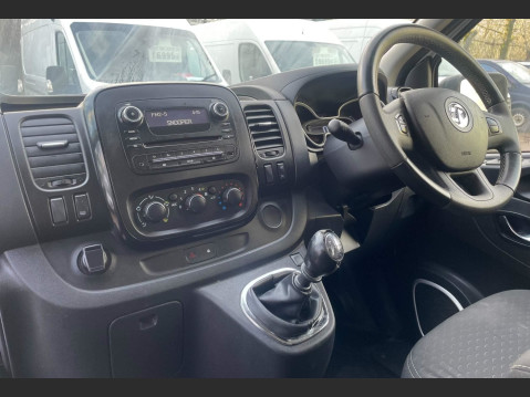 Vauxhall Vivaro 1.6 CDTi 2900 Sportive L2 H1 Euro 6 5dr 39