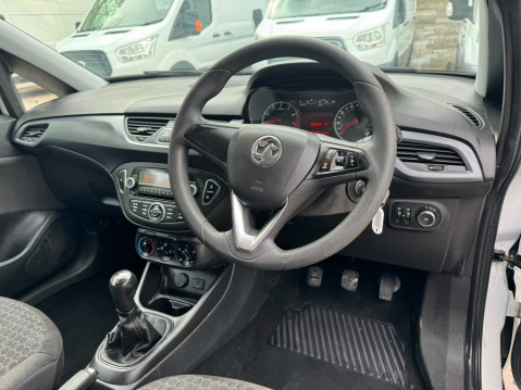 Vauxhall Corsa 1.2 16v FWD L1 H1 3dr 30