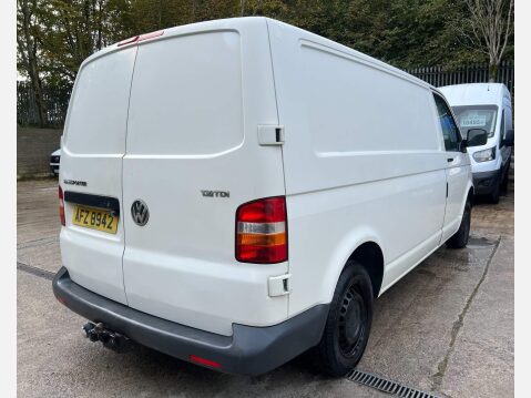 Volkswagen Transporter 1.9 TDI PD T30 L3 H1 4dr 11