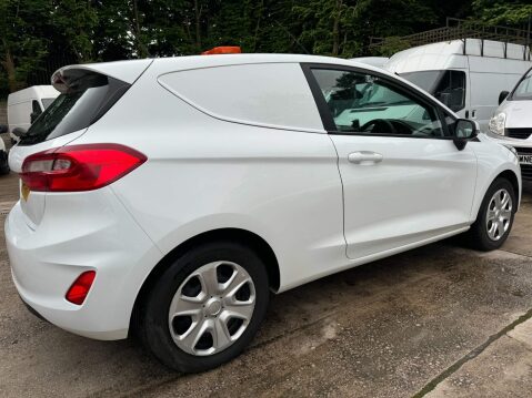 Ford Fiesta 1.5 TDCi Sport Euro 6 (s/s) 3dr 9