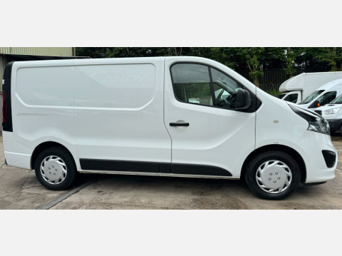 Vauxhall Vivaro 1.6 CDTi 2700 BiTurbo ecoTEC Sportive L1 H1 Euro 6 (s/s) 5dr 8