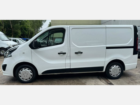 Vauxhall Vivaro 1.6 CDTi 2700 BiTurbo ecoTEC Sportive L1 H1 Euro 6 (s/s) 5dr 27