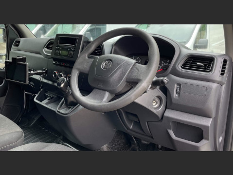 Vauxhall Movano 2.3 CDTi 3500 BiTurbo Edition FWD L3 H2 Euro 6 5dr 28