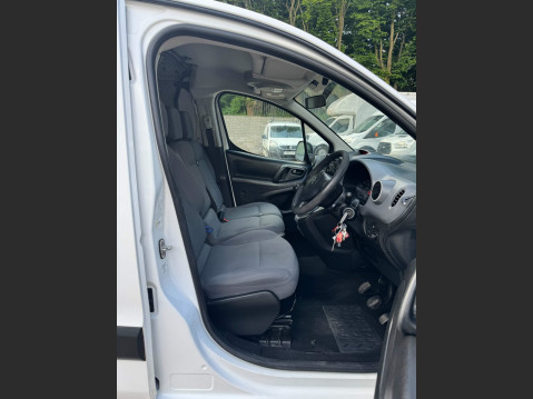 Citroen Berlingo 1.6 HDi 750 LX L2 6dr 29