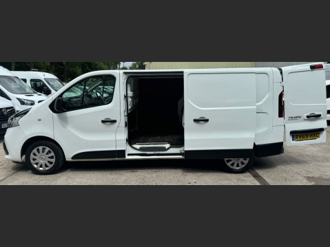 Renault Trafic 1.6 dCi ENERGY 29 Business+ LWB Standard Roof Euro 6 (s/s) 5dr 24