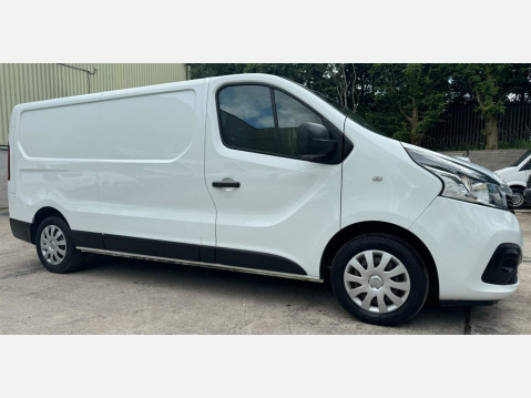 Renault Trafic 1.6 dCi ENERGY 29 Business+ LWB Standard Roof Euro 6 (s/s) 5dr 7