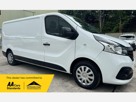 Renault Trafic 1.6 dCi ENERGY 29 Business+ LWB Standard Roof Euro 6 (s/s) 5dr