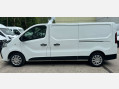 Renault Trafic 1.6 dCi ENERGY 29 Business+ LWB Standard Roof Euro 6 (s/s) 5dr 23