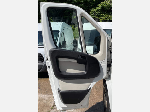 Citroen Relay 2.0 BlueHDi 35 Enterprise L3 High Roof Euro 6 5dr 34