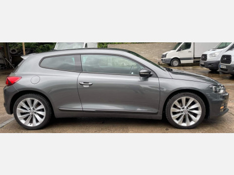 Volkswagen Scirocco 2.0 TDI BlueMotion Tech GT Euro 6 (s/s) 3dr 7