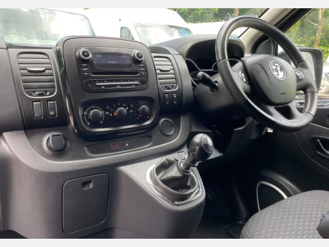 Vauxhall Vivaro 1.6 CDTi 2700 BiTurbo Sportive L1 H1 Euro 6 (s/s) 5dr 42