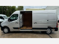 Renault Master 2.3 dCi 35 Business+ FWD LWB Medium Roof Euro 5 5dr 20