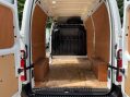Nissan NV400 2.3 dCi 35 SE FWD L2 H3 Euro 6 5dr 12