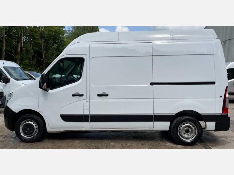 Nissan NV400 2.3 dCi 35 SE FWD L2 H3 Euro 6 5dr 15