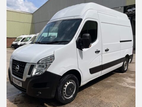 Nissan NV400 2.3 dCi 35 SE FWD L2 H3 Euro 6 5dr 19