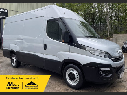 Iveco Daily 2.3D HPI 12V Business 35S 3520 HiMatic MWB High Roof Euro 6 (s/s) 5dr