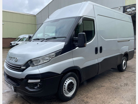 Iveco Daily 2.3D HPI 12V Business 35S 3520 HiMatic MWB High Roof Euro 6 (s/s) 5dr 22