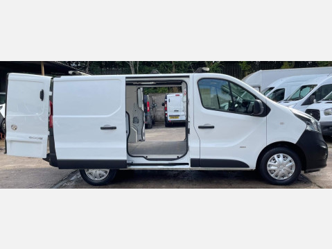 Vauxhall Vivaro 1.6 CDTi 2900 ecoFLEX L1 H1 (s/s) 5dr 9