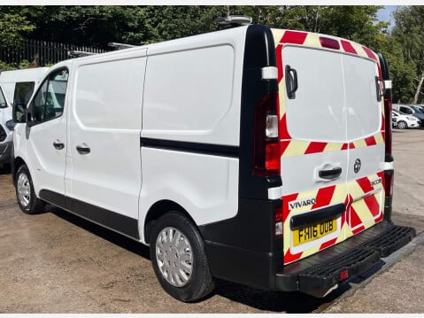Vauxhall Vivaro 1.6 CDTi 2900 BiTurbo ecoFLEX L1 H1 Euro 5 (s/s) 5dr 14