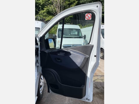 Vauxhall Vivaro 1.6 CDTi 2900 BiTurbo ecoFLEX L1 H1 Euro 5 (s/s) 5dr 22