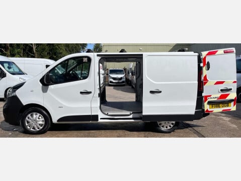 Vauxhall Vivaro 1.6 CDTi 2900 BiTurbo ecoFLEX L1 H1 Euro 5 (s/s) 5dr 17