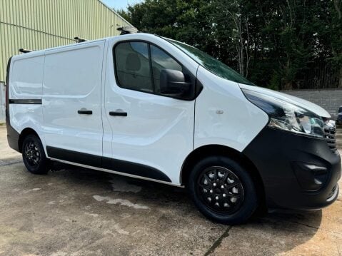 Vauxhall Vivaro 1.6 CDTi 2900 BiTurbo ecoFLEX L1 H1 Euro 5 (s/s) 5dr 6