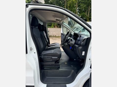 Vauxhall Vivaro 1.6 CDTi 2900 BiTurbo ecoFLEX L1 H1 Euro 5 (s/s) 5dr 22