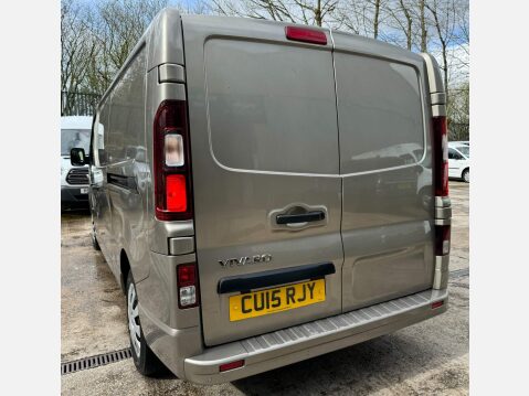 Vauxhall Vivaro 1.6 CDTi 2900 BiTurbo ecoFLEX Sportive L2 H1 Euro 5 (s/s) 5dr 16