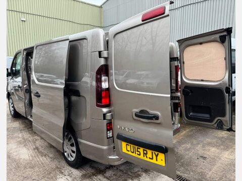 Vauxhall Vivaro 1.6 CDTi 2900 BiTurbo ecoFLEX Sportive L2 H1 Euro 5 (s/s) 5dr 28