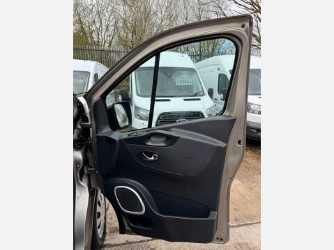 Vauxhall Vivaro 1.6 CDTi 2900 BiTurbo ecoFLEX Sportive L2 H1 Euro 5 (s/s) 5dr 29