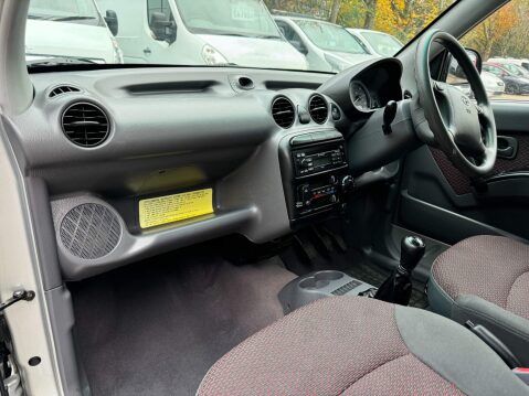 Hyundai Amica 1.1 GSi 5dr 36