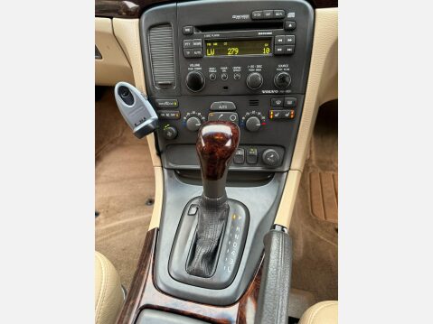 Volvo S80 2.4 SE 4dr 36
